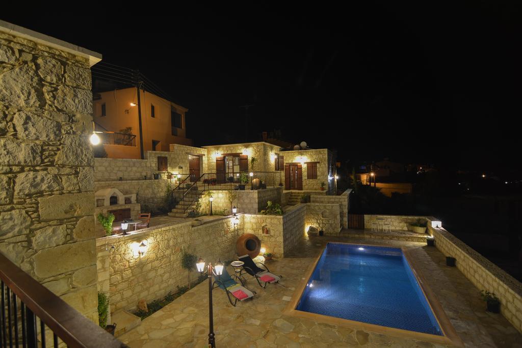 Aliki'S House 1+ 2 Pensionat Polis Rum bild